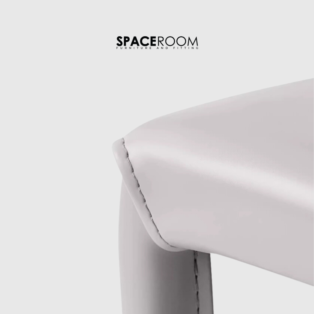 Saddle Chair